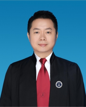 区成伟